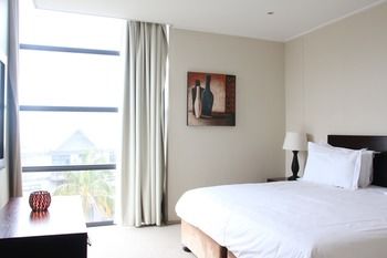 Point Waterfront Apartments 4*