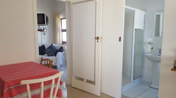 Paternoster Place 3*
