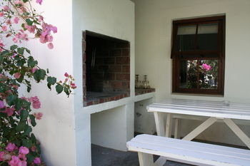 Paternoster Place 3*