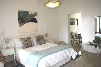 Paternoster Place 3*