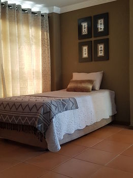 Bambuu Lakeside Lodge 3*