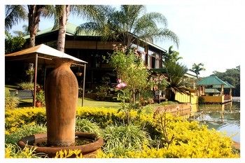 Bambuu Lakeside Lodge 3*
