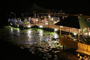 Bambuu Lakeside Lodge 3*