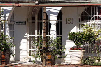 Just Tiffany Guesthouse 3*