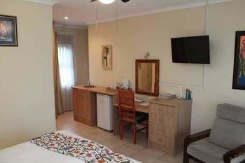 Woodpecker's Inn 3*