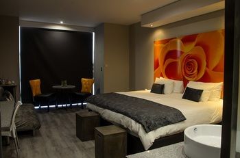 Chill Pepper Boutique Hotel 3*