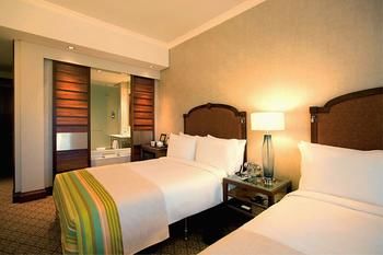 Pivot Hotel Montecasino 4*
