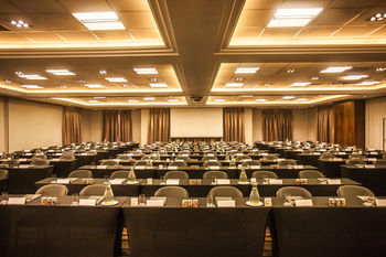 Pivot Hotel Montecasino 4*