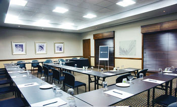 Pivot Hotel Montecasino 4*