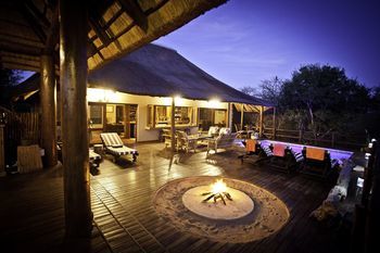 Sausage Tree Safari Camp 4*
