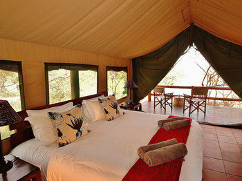 Sausage Tree Safari Camp 4*