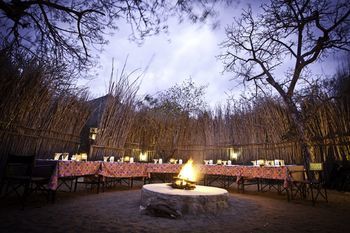 Sausage Tree Safari Camp 4*
