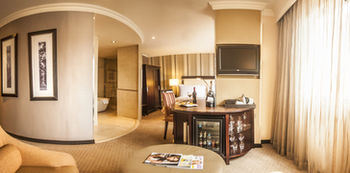 Southern Sun Pretoria 4*