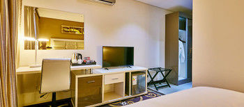 Palm Continental Hotel 4*