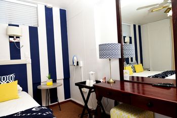 Hoedjiesbaai Hotel 2*
