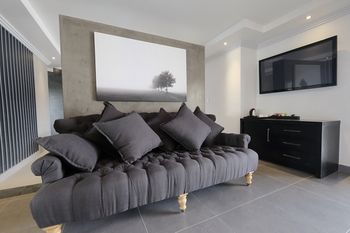 Villa Moyal 0*