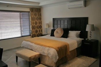 Villa Moyal 0*