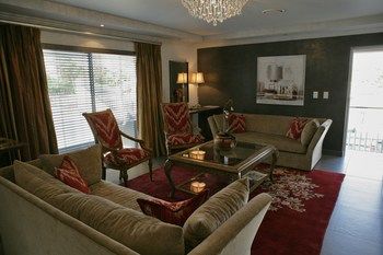 Villa Moyal 0*
