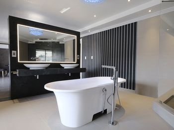 Villa Moyal 0*