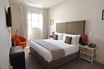 The One 8 Hotel 4*