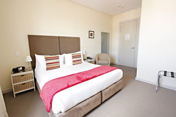 The One 8 Hotel 4*