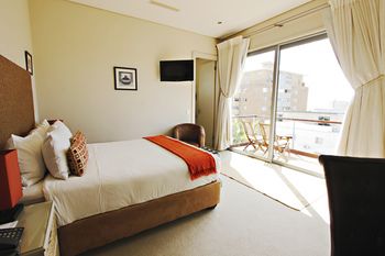 The One 8 Hotel 4*
