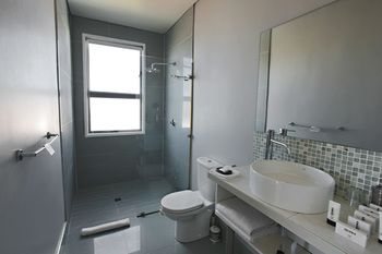 The One 8 Hotel 4*