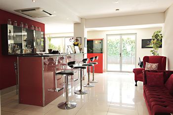 The One 8 Hotel 4*