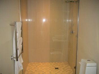 The One 8 Hotel 4*