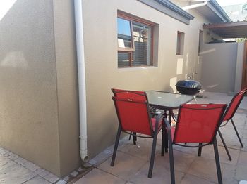 Dilisca Guesthouse 4*
