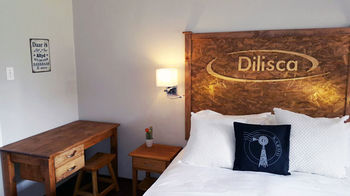 Dilisca Guesthouse 4*