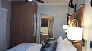 Dilisca Guesthouse 4*