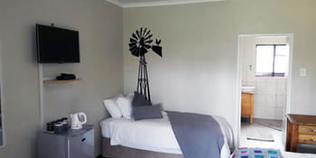Dilisca Guesthouse 4*