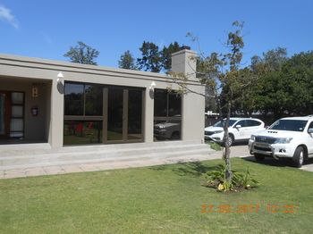 Dilisca Guesthouse 4*