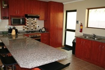 Thunzi Bush Lodge 0*