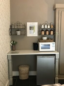 Waterhouse Guest Lodges 202 Lawley Street 2*