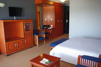 Diaz Hotel & Resort 4*