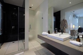 Zest Boutique Hotel 5*