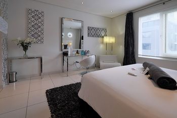 Zest Boutique Hotel 5*