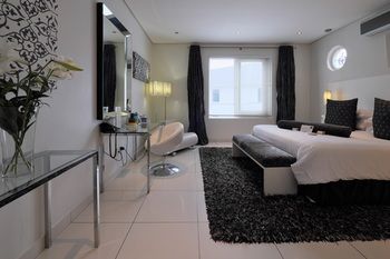 Zest Boutique Hotel 5*