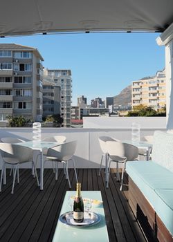Zest Boutique Hotel 5*