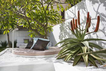 Zest Boutique Hotel 5*