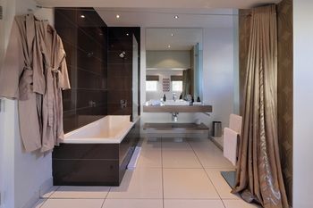 Zest Boutique Hotel 5*