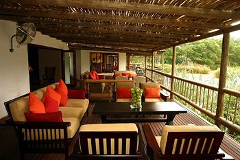Woodall Country House & Spa 0*