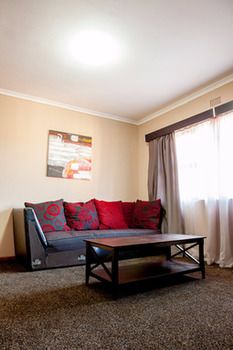 Oria Guesthouse 3*