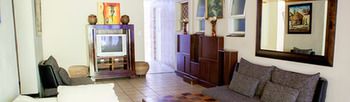 Oria Guesthouse 3*