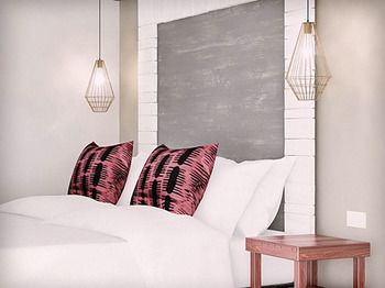 26 Degrees South Bush Boho Hotel 2*