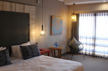26 Degrees South Bush Boho Hotel 2*