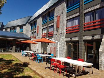 26 Degrees South Bush Boho Hotel 2*