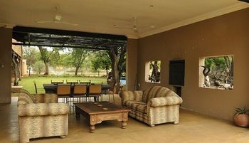Ukutula Lodge & Game Reserve 0*